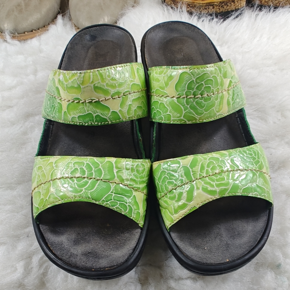 Mephisto Mobils Green Leather Flower Print 2-Strap Slide Sandals EU 39  US 8-8.5 - Picture 7 of 11